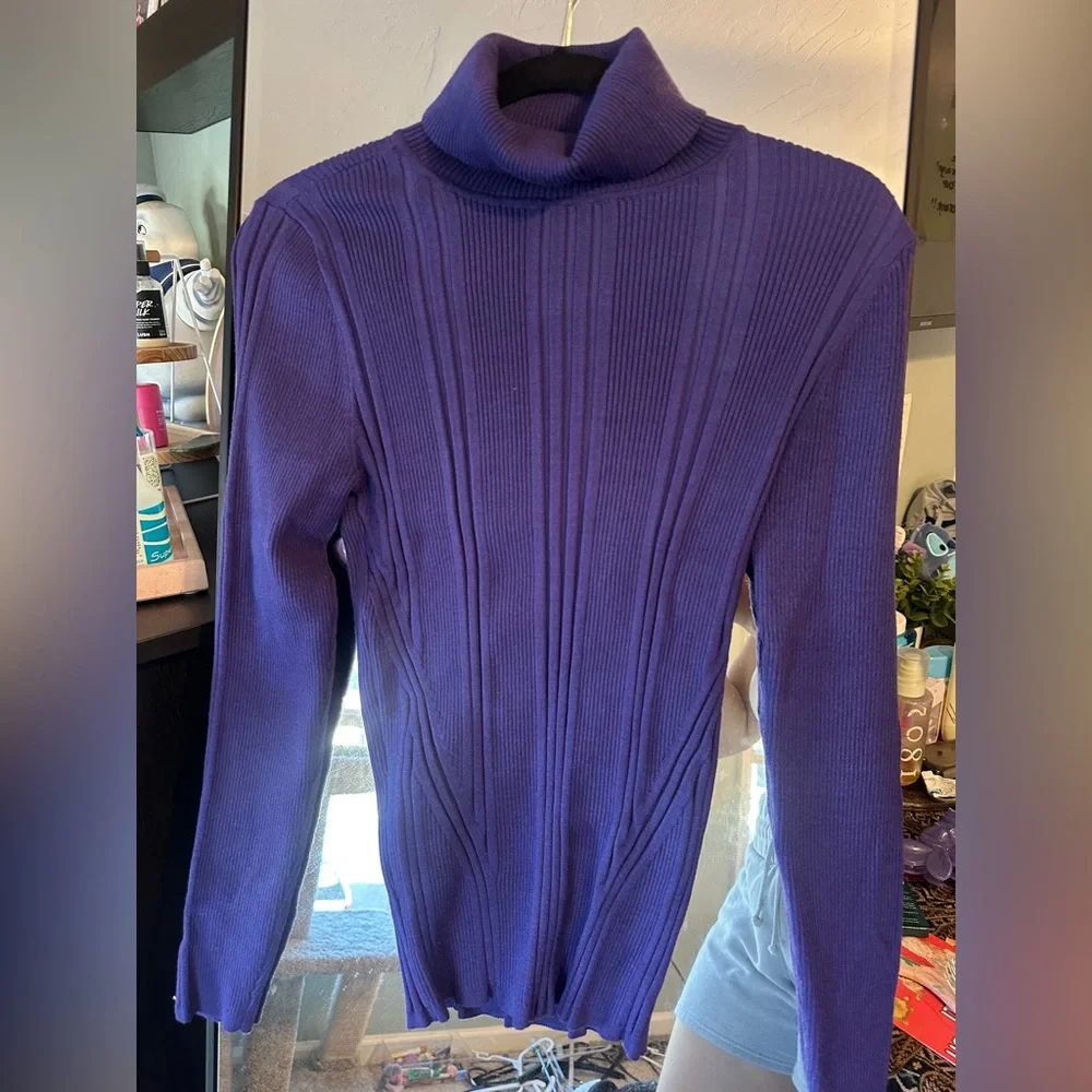 White House Black Market Purple Ribbed Turtleneck Sweater - Picture 3 of 10